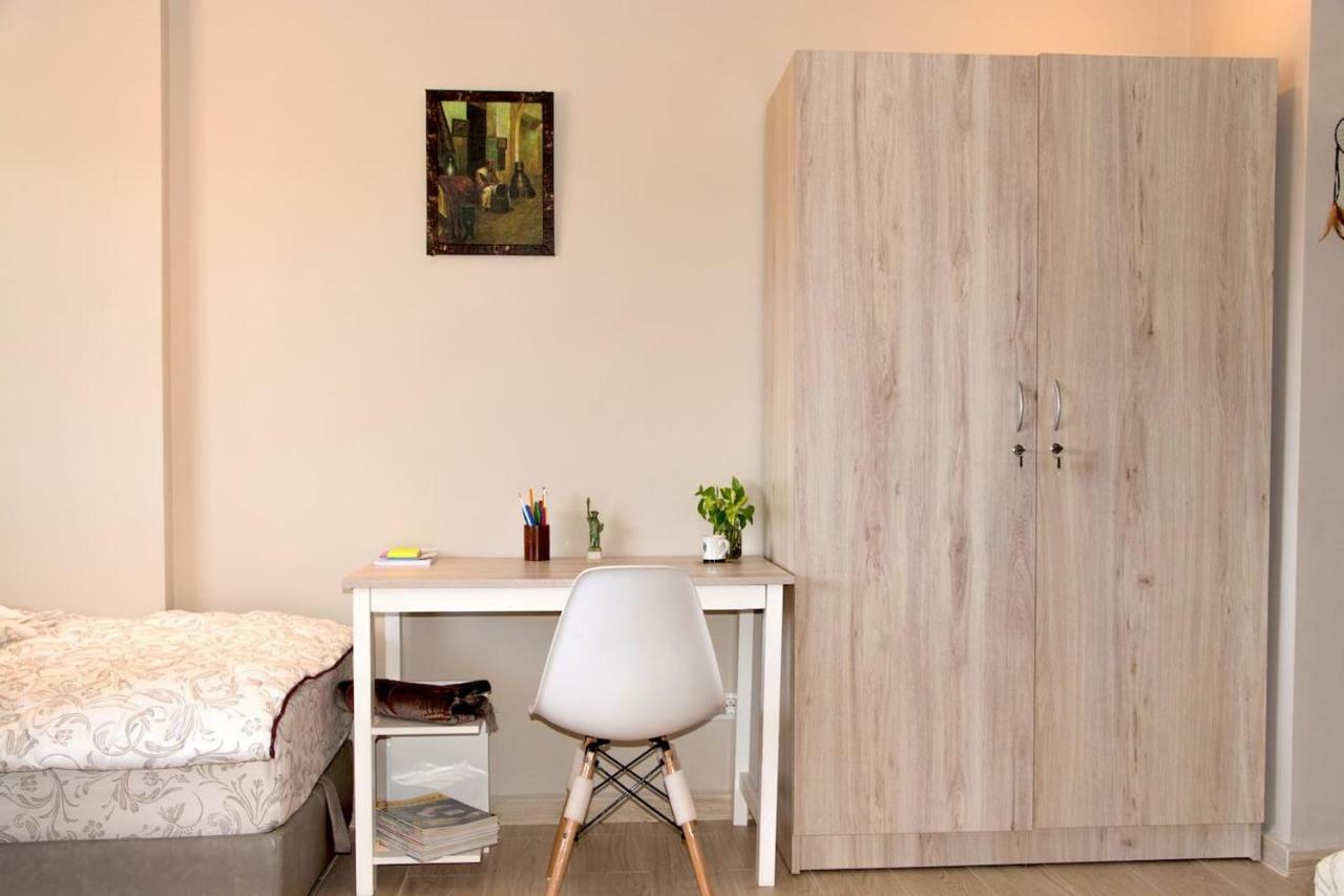 Beau Studio, Cozy, Quartier Vivant, Proche De Tous Apartment Oujda Exterior photo